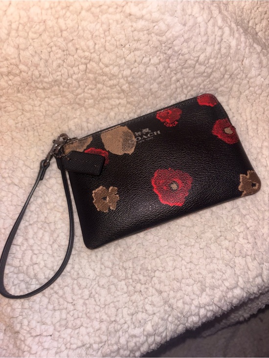 Coach Handbags - Coach Floral Print Black Wristlet Poppy Flower Zip Clutch
